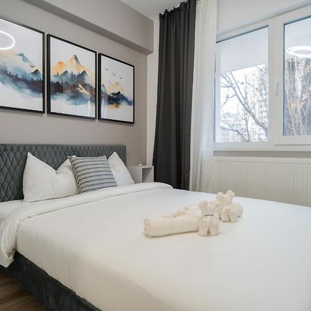 Appartement Elegant Gem Victoriei Avenue à Bucarest Extérieur photo