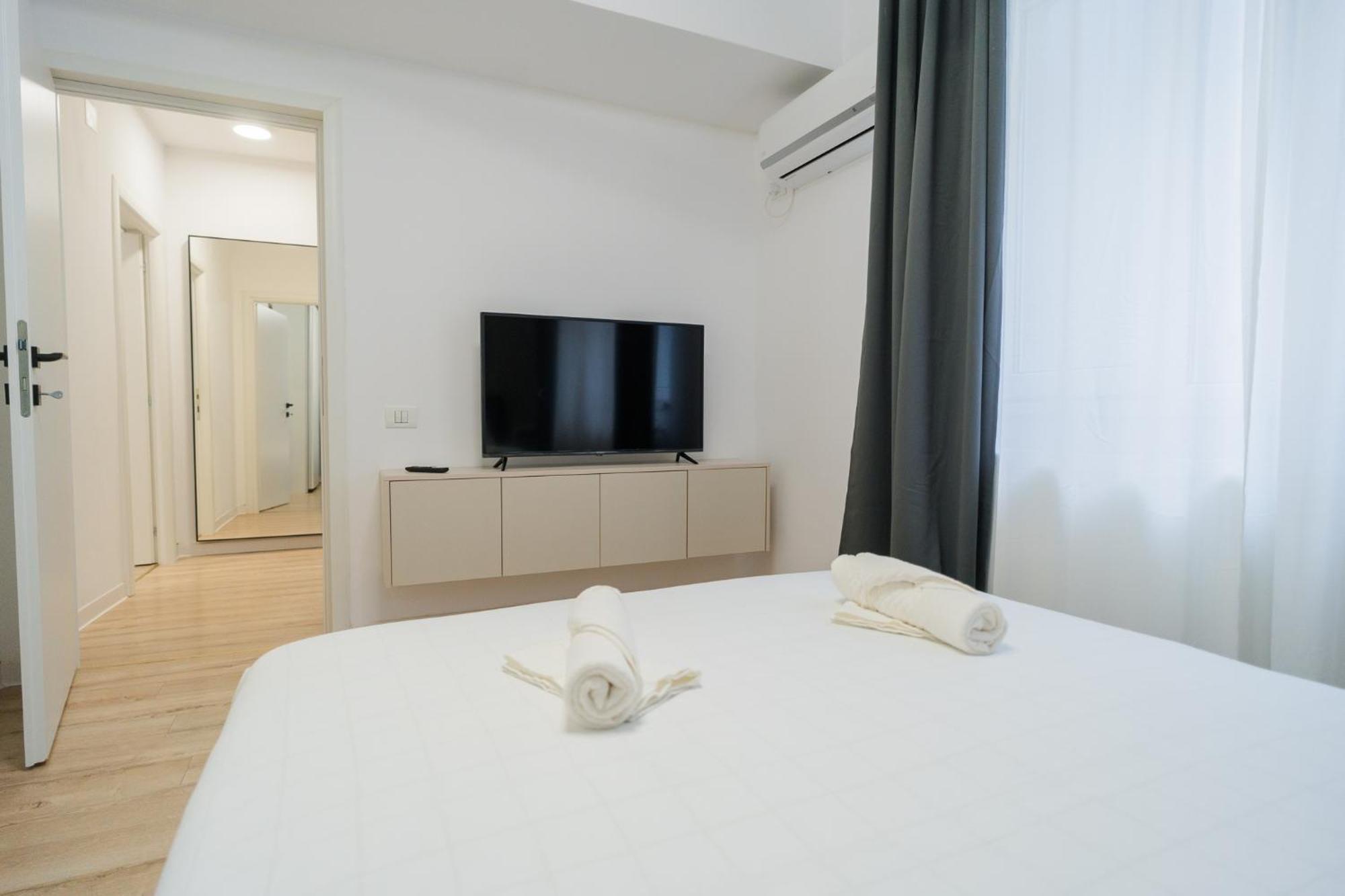 Appartement Elegant Gem Victoriei Avenue à Bucarest Extérieur photo